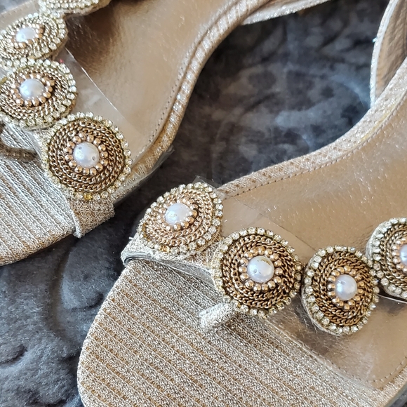 Adrianna Papel gold sparkling sandals size 7.5 - Picture 11 of 11